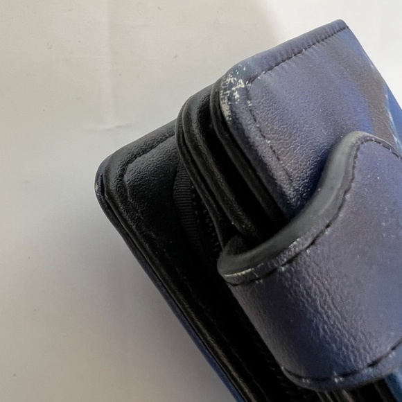 Cedar Paddle Wallet 2 Dolphins Bifold 7 1/2"  Long Blue Snap Closure Whitworth - Picture 6 of 7